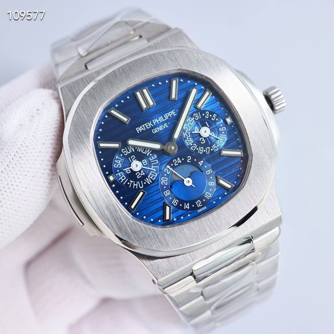 파텍필립 노틸러스 퍼페츄얼 캘린더  블루 컬러 시계 워치